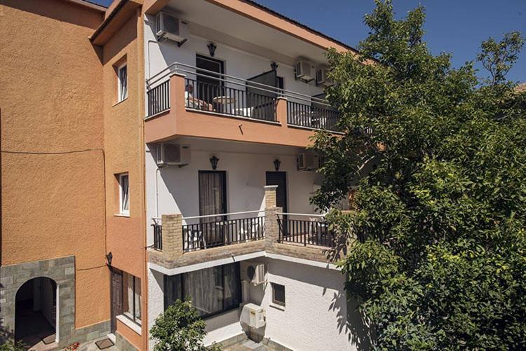 Hotel Omirico Gouviá Exterior foto